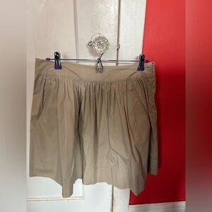 Banana Republic Beige Pleated Skirt